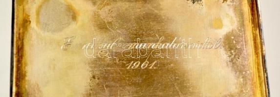 Ezüst(Ag) doboz fa betéttel, jelzett, 9x9x4,5 cm bruttó: 245 g