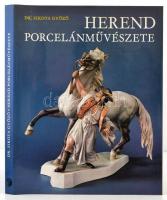 Dr. Sikota Győző: Herend porcelánművészete. Bp., 1984, Műszaki Könyvkiadó. Kiadói egészvászon kötés, papír védőborítóval,jó állapotban.