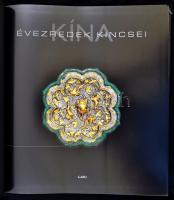 Stefania Stafutti-Federica Romagnoli: Kína. Évezredek Kíncsei. Bp., 2008, Gabo. Kiadói egészvászon-k...