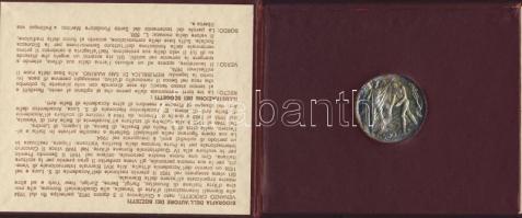 San Marino 1976. 500L Ag "Szociális biztonság" T:1 keményfedelű tanusítvánnyal (kis mappa)