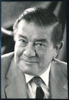 Kovács János (1927-1992) színész aláírása őt ábrázoló fotó hátulján