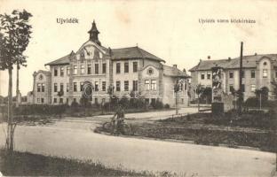 Újvidék, Novi Sad; Kórház, kerékpáros, Urbán Ignác kiadása / hospital, cyclist