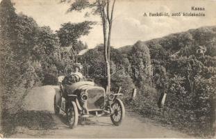 Kassa, Kosice; A Bankói út, autó közlekedés. Varga Bertalan kiadása / road to Bankov, lady in automobile (ázott sarkak / wet corners)