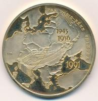 Fritz Mihály (1947-) 1991. "Pax Vobis - Béke veletek 1945-1956." aranyozott emlékérem (42,5mm) T:1 (eredetileg PP)