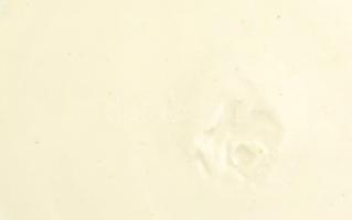 Hollóháza virágmintás kerámia tál, kézzel festett, jelzett,  lepattanással, d: 22,5 cm