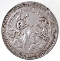 ~1686. "Buda visszafoglalása" jelzetlen Ag? emlékérem " BUDA, ASTU, CAPTA, A SOLY&quo...