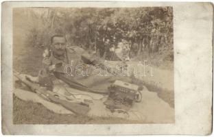 1915 6. Cav.-Tel.-Abth. Station 4. katona fülén telefonnal, puska a földön / WWI K.u.K. military, soldier with telephone and gun. photo  (EK)