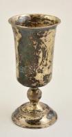 Ezüst(Ag) kis kupa, gravírozott díszítéssel, jelzett, sérüléssel, m: 11 cm, 44,2 g