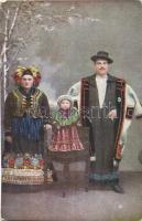 Matyó család / Hungarian matyó folklore
