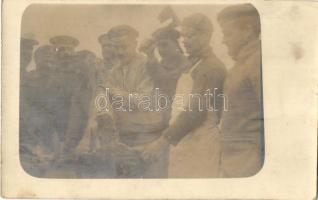 Osztrák-magyar matrózok húsaprítás közben / Austro-Hungarian Navy marinres, butcher, photo