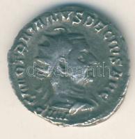 Római Császárság Traianus Decius 249-251. Antoninian Ag T:2/3