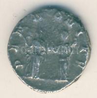 Római Császárság Traianus Decius 249-251. Antoninian Ag T:2/3