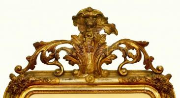 XIX. sz.: Nagyméretű faragott velencei tükör. Faragott fa, gipsz rátétekkel, gazdagon díszítve. Gips...