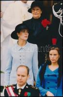 1997 Monacói hercegi család fotója, hátoldalán feliratozva, 25x16,5 cm / Special National Day Celebration in Monaco, Prince Rainer, Caroline of Monaco and her children