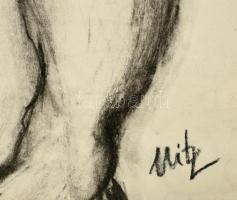 Uitz jelzéssel: Ülő női akt. Szén, papír, felcsavarva, kis szakadással, 68×42 cm