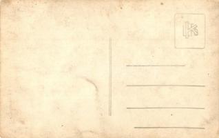 Budapest XII. Ördögorom-Csárda, asztaltársaság. photo