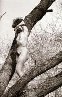 cca 1974 Nézz mélyen a szemembe..., szolidan erotikus felvételek, 3 db vintage fotó + 5 db vintage n...