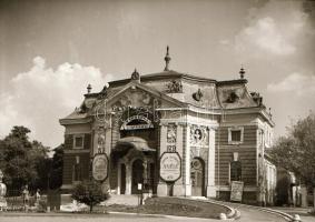 cca 1960 Kecskemét és városkörnyéki felvételek, 21 db szabadon felhasználható vintage negatív, 6x6 c...