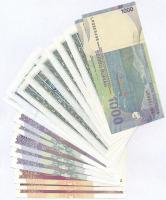 18db-os vegyes külföldi bankjegy tétel, közte Kambodzsa, Laosz, Indonézia T:I,I-,II
18pcs of variou...