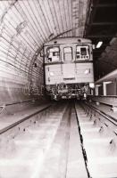 1986. november 18. Budapest, HÉV az alagútban és összetörve, 39 db szabadon felhasználható, vintage ...