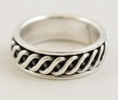 Ezüst(Ag) önmagában forgó gyűrű, jelzett, méret: 65, nettó: 8,4 g