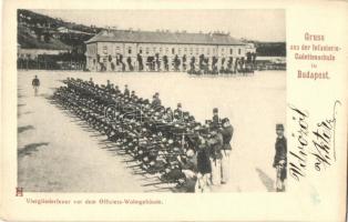1902 Budapest II. Gyalogsági Kadétiskola, Négyes lövész sor a hivatali épület előtt / K.u.K. Infanterie Cadettenschule