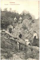 1907 Versec, Werschetz, Vrsac; Vízesés kirándulókkal. Özv. Kirchner I.E. kiadása / Wasserfall / waterfall with hikers (EK)