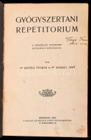 Dr. Kertész Tivadar-Dr. Gergely Jenő: Gyógyszertani repetitorium. Bp.,1912, Faragó Zsigmond Könyvkereskedése,(Uránia-ny.),4+262+4 p. Korabeli átkötött egészvászon-kötés, kopott borítóval, kis sérüléssel a gerincen.