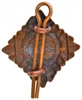 Nagy-Britannia ~1900- "Tria juncta in uno" fém tiszti jelvény (~27mm) T:2
Great Britain ~...