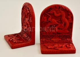 Kínai vörös lakkfaragásos zománcozott fém könyvtámasz párban, egyik sérült,12×11 (2×)