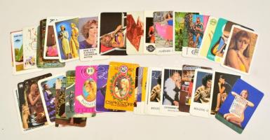 50 db, hölgyeket ábrázoló, részben erotikus kártyanaptár 1970-80-as évekből.