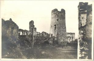 Szepesváralja, Spisské Podhradie; várrom udvara / court yard of the castle ruins. photo