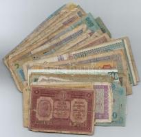 Vegyes: 62db-os külföldi papírpénz tétel, nagyrészt román bankjegyek T:IV-V Mixed: 62pcs of foreign paper money, mainly Romanian banknotes C:G-Po