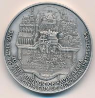 Bozó Gyula (1913-2004) DN "A reneszánsz meghonosítója és a magyar kultúra felvirágoztatója / Sz...