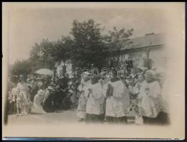 1920 Gyöngyös, ünnepség fotója. 9x12 cm