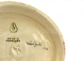 Drasche Ludas Matyi, kézzel festett, jelzett, alján apró lepattanással, m: 21,5 cm