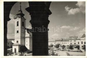 1939 Rimaszombat, Rimavska Sobota; Horthy Miklós tér, templom, Melczer Pál, Klein Géza üzlete, autóbusz. Marosi József kiadása / square, church, shops, autobus