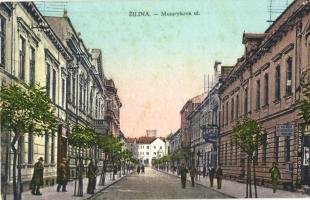 Zsolna, Sillein, Zilina; Masaryk utca, A. Hradil iskolaszer üzlete / Skolske Potreby / street view with shop