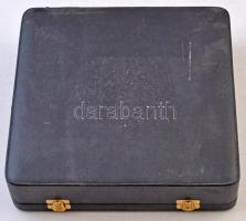 1990. "Csonka Pál emlékérem" egyoldalas Br emlékérem, hátoldalon gravírozva, eredeti tokba...