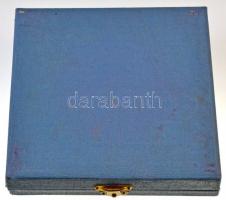 Renner Kálmán (1927-1994) 1971. "Than Károly 1834-1908 / A magyar gyógyszerkönyv centenáriumára...