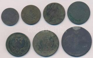 Orosz Birodalom 1818-1909. 7db-os rézpénz közte, közte egy hamisítvány T:3
Russian Empire 1818-1909...