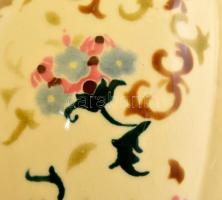 Zsolnay perzsa mintás áttört peremű kaspó, kézzel festett porcelánfajansz, jelzett (TJM), formaszám:...