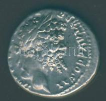 Római Császárság Septimus Severus 193-211. Denár Ag T:3