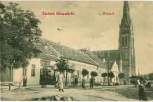 1907 Bátaszék, Király út, templom, Sz. János üzlete. W.L. 2682.