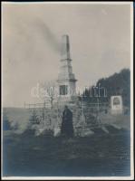 Az 1919-ben a csehszlovák sokolisták által felrobbantott branyiszkói 1848-as emlékmű 1914-ben 8x12cm