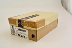 Vegyes balatoni emléktárgy tétel: 3 db üveg és porcelán tálka, vitorlás asztaldísz, mini leporelló, ...