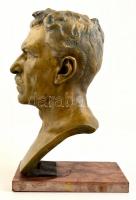 Keviczky Hugó (1879-1944):  Prónay Pál (1874-1946) 1922. Bronz, jelzett (Mencsik öntöde), márvány ta...
