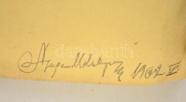 Szegedi Molnár Géza (1906-1970): Férfi portré. Szén, papír, jelzett, felcsavarva, 63×47 cm