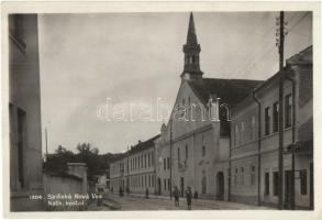 Igló, Zipser Neudorf, Spisská Nová Ves; utcakép, Katolikus templom / street view with church