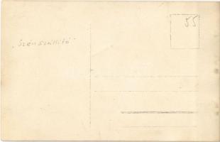 Szénszállító hajó, fedélzetén szenet lapátoló osztrák-magyar matrózokkal / WWI Austro-Hungarian K.u....